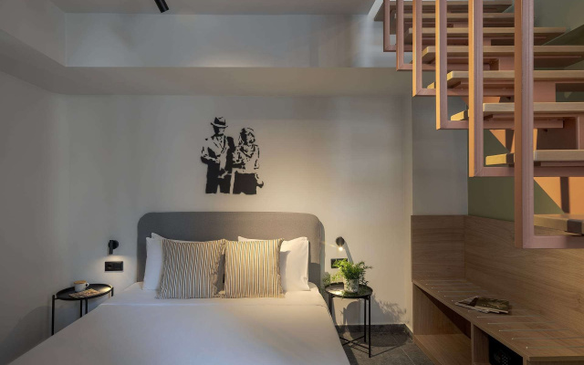 Bonnie Athens by Nin&Bau
