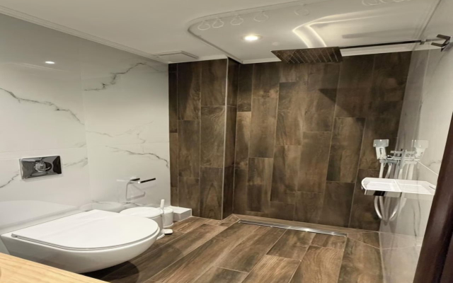 MG Luxury Living