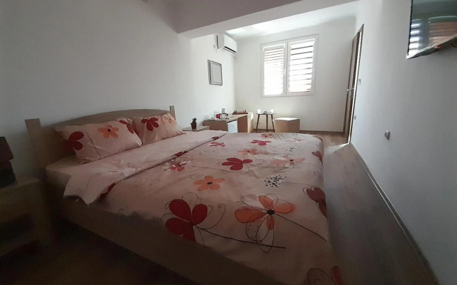 Dany Apartments