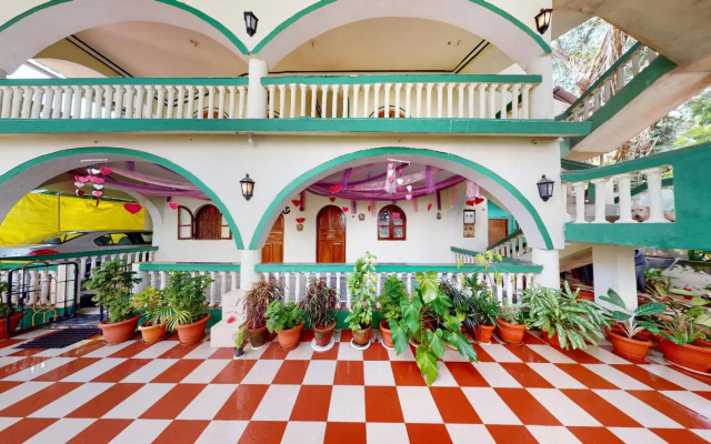 Joaquina's Guest House