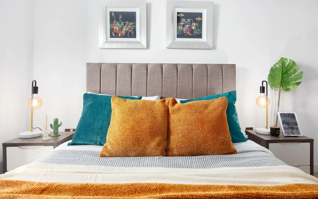 Avant Garde Apartments