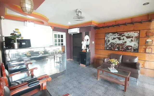 OYO 572 Kti Travellers Inn