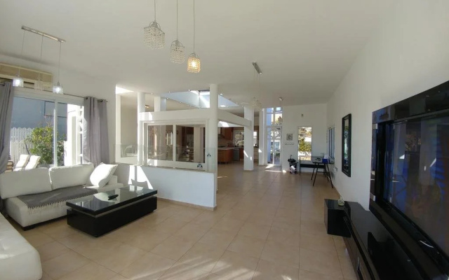 Casa Blanca