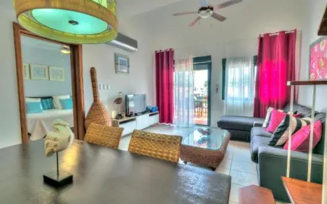 Unique Oceanview Apt G406