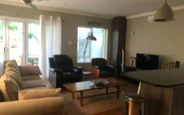 Apartment on Constance Road