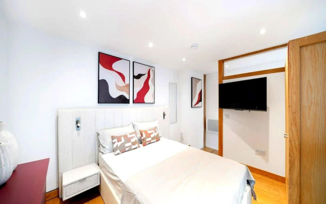 Stylish Duplex Apartment in Fulham
