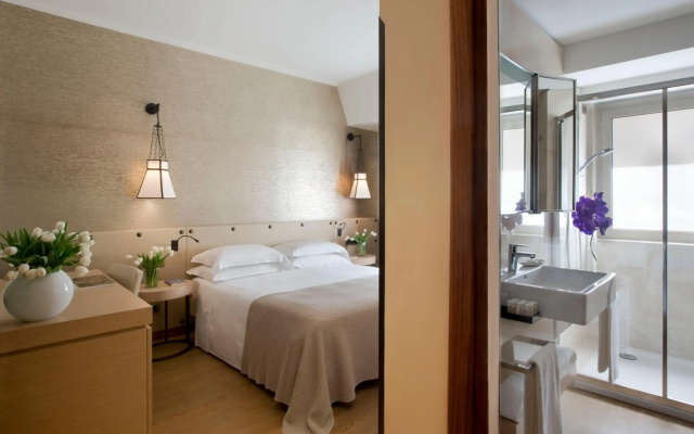 Отель Starhotels Metropole