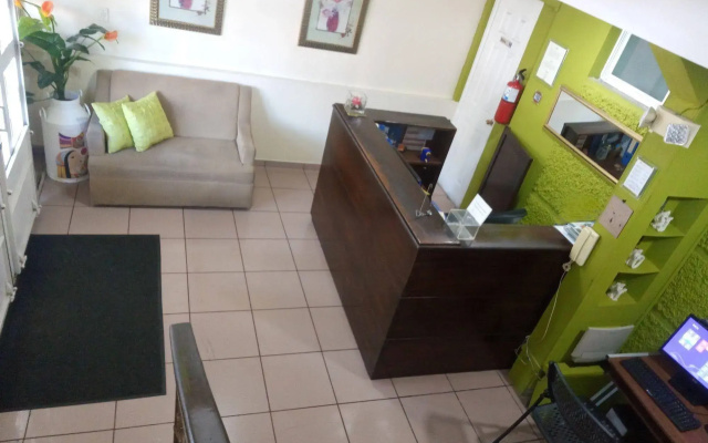 Hotel Tazumal House