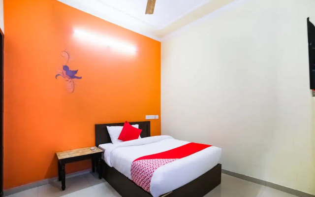 OYO 28141 Hotel Mamta Paradise