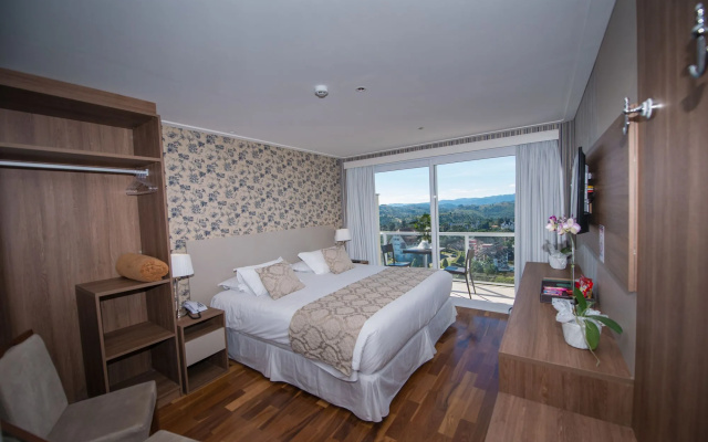 Chris Wellness Resort Hotel