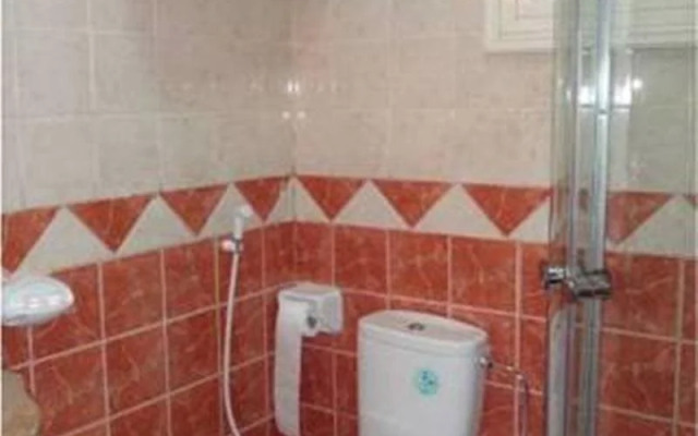Zahra White Palace Hotel