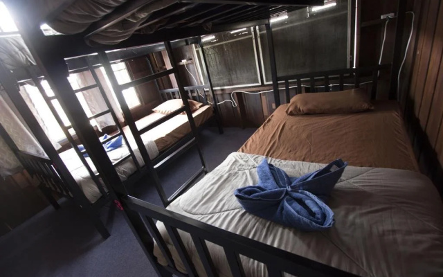 Champion Hostel