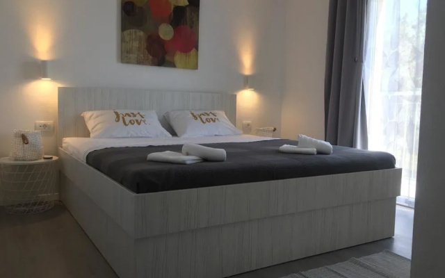 Apartment Larum