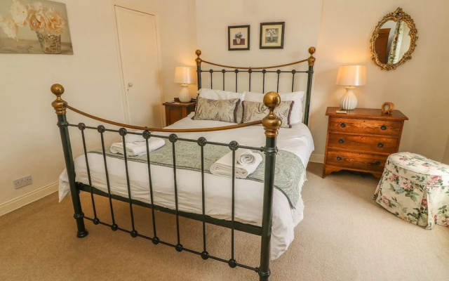 Bridleways Cottage