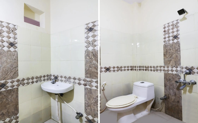 OYO 73783 Hotel Sai Pariwar