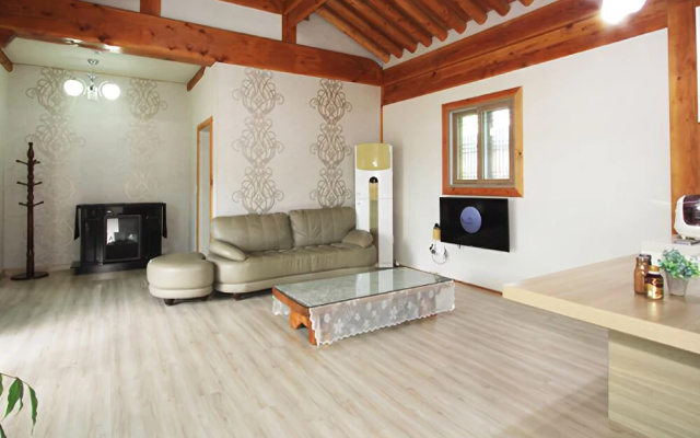 Gyeongju Namsan Korean House Pension