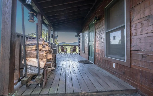 Poppy’s Place Cabin