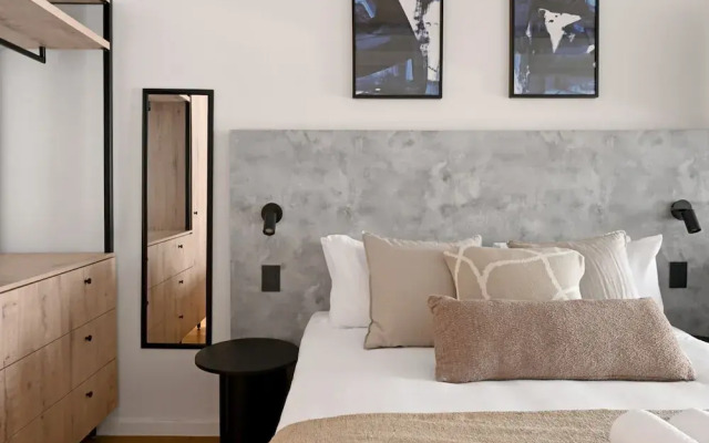 Station House Studio Apartment Gym Rooftop Pool
