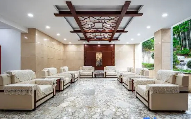 Zhuyuan Hotel (Chenzhou Suxianling)
