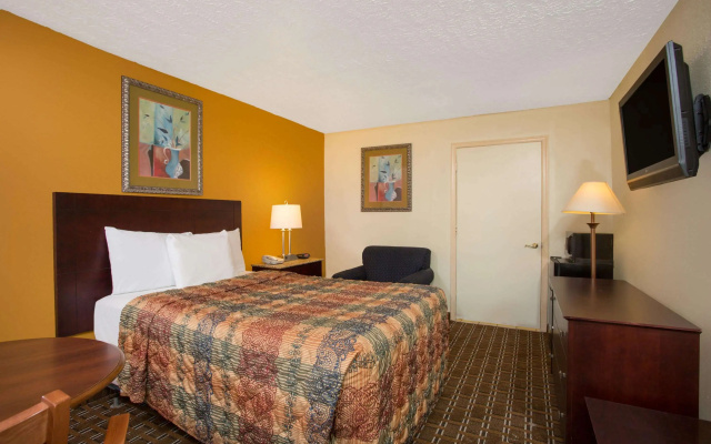 Days Inn by Wyndham Chester