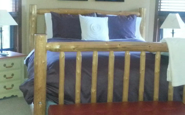 Creekside B & B