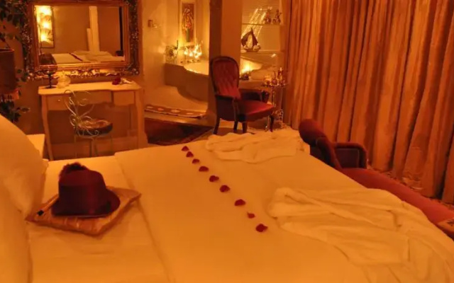 @TheBay Guest Villa