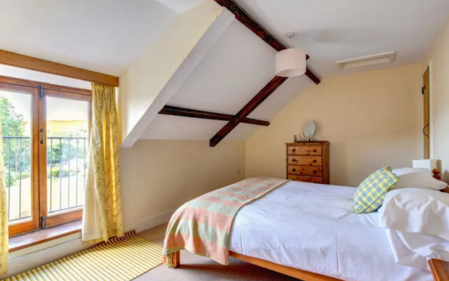 Holiday Home Y Barcud Coch