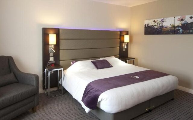 Premier Inn London Wandsworth 2