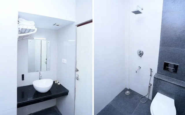 The South Gate by OYO Rooms