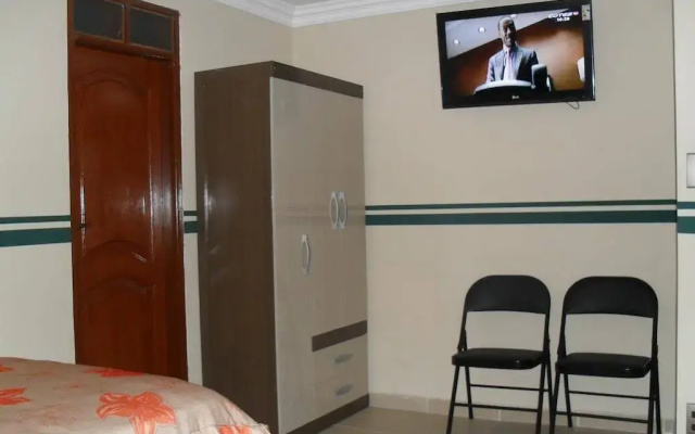 Hostal Corona Blanca