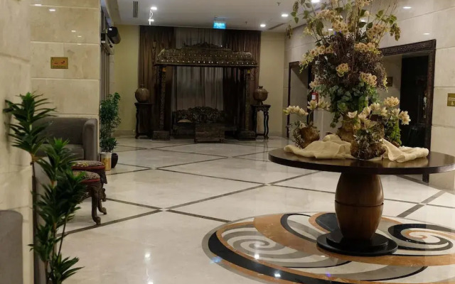 Hussain Biyari Hotel