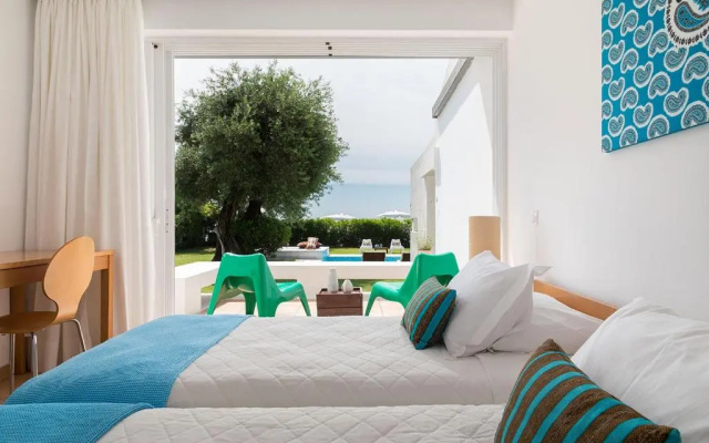 Villa Piedra Del Mar Beachfront by Villa2be