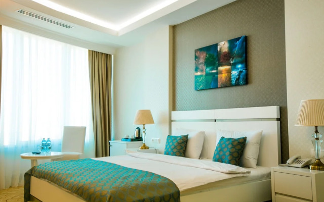 Sumgayit Plaza Hotel