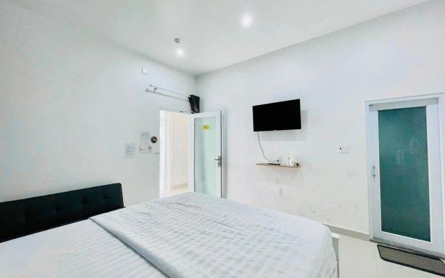 New Hotel