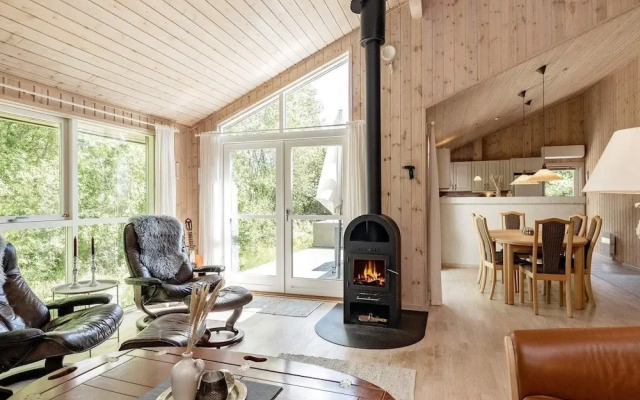 5 Star Holiday Home in Albaek
