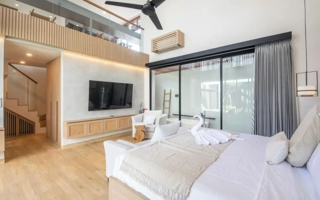 Chic 3BR Hideaway Canggu AC 5min to Beach