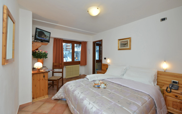 Hotel Serenella