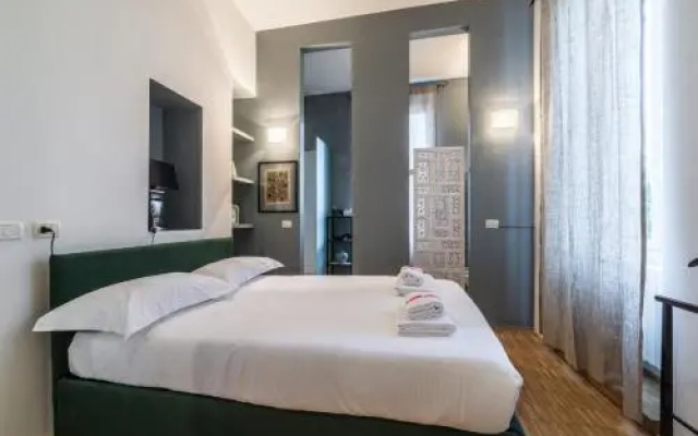 Porta Venezia Apartment
