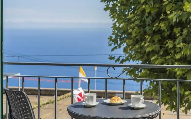 Intelsol Calheta Apartments