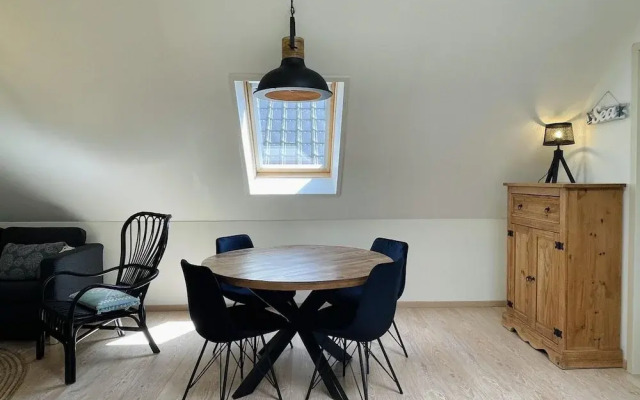 3-person Apartment Near Forest