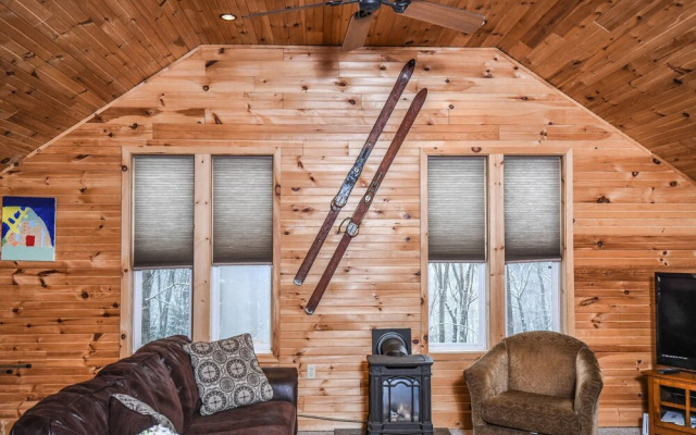 Hideout at Red Pines Holiday Home