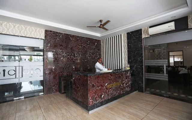 OYO 19514 Hotel Park Regency