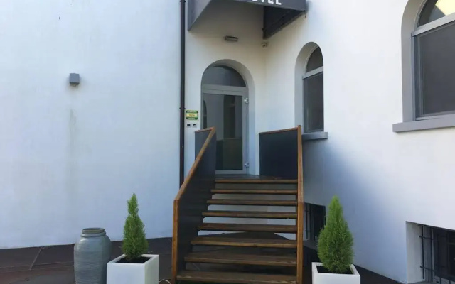 Blue Hotel