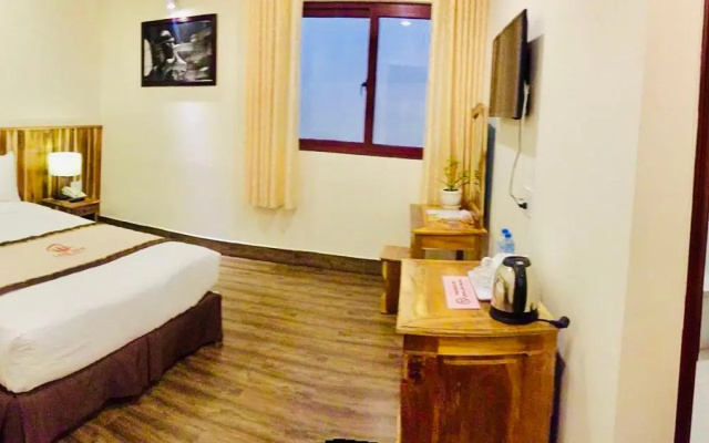 Lakeview Hotel