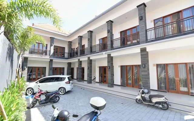 RedDoorz near Gatsu Barat Denpasar