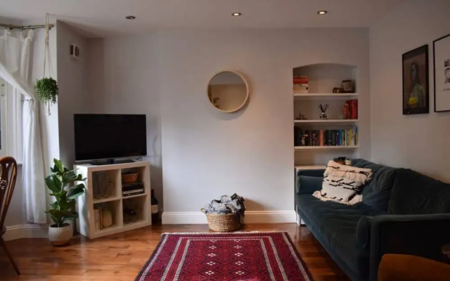 Charming 2 Bedroom Flat in Balham