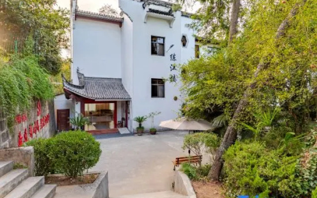 Piyun Villa