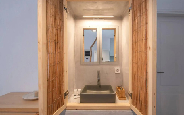 Platis Gialos Studio close to the beach