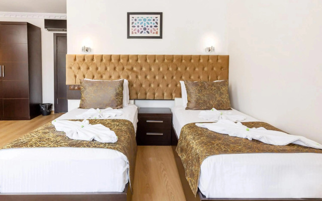 Kumru Hotel