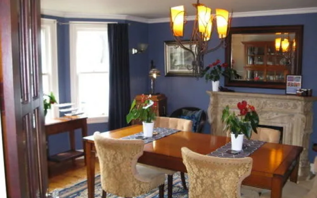 The Historic Pacific Bed & Breakfast